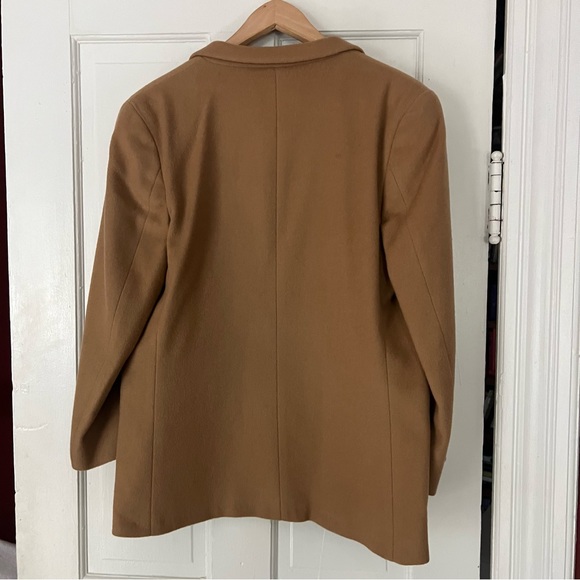 LL BEAN Vintage Camel Wool Blazer in Size 10P - Picture 4 of 7